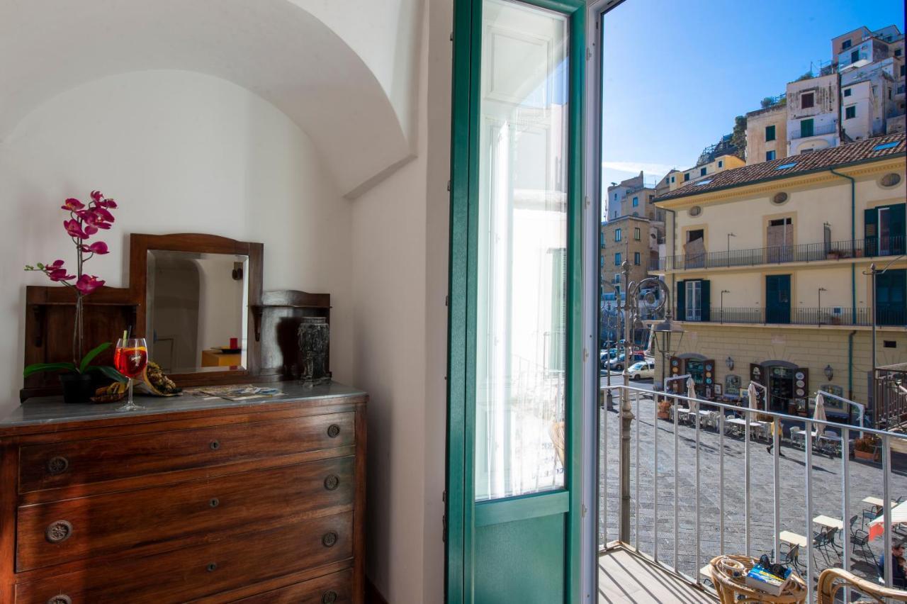 شقة Casa In Piazza مينوري المظهر الخارجي الصورة