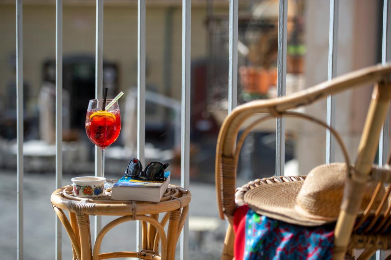 شقة Casa In Piazza مينوري المظهر الخارجي الصورة