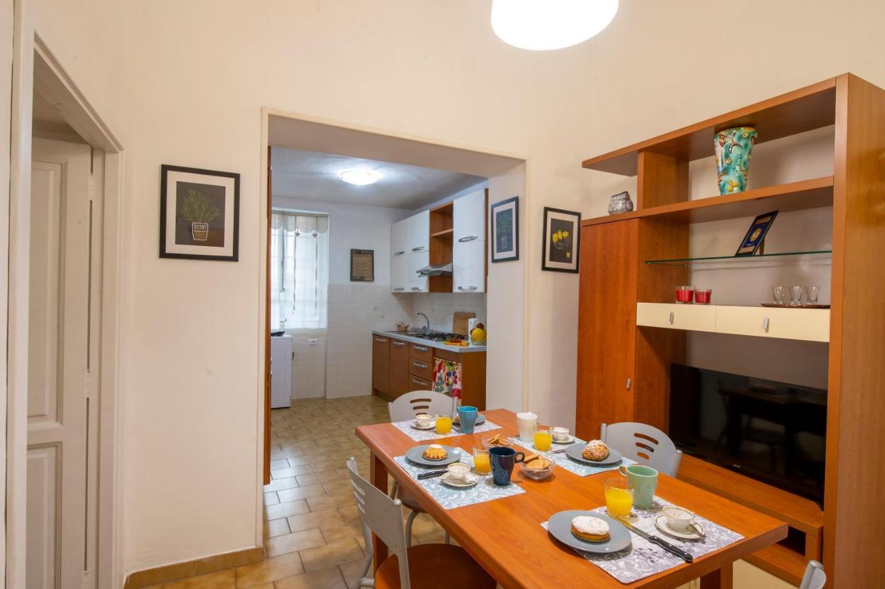 شقة Casa In Piazza مينوري المظهر الخارجي الصورة